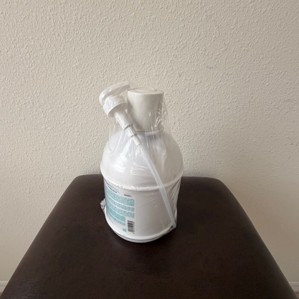 Perlier Bath Cream White Almond 2 Liter 67.6 fl. oz. New Sealed - Picture 3 of 5
